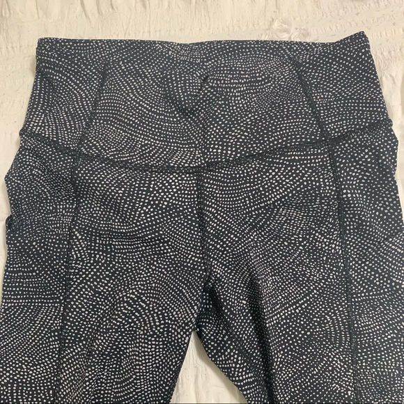 *SOLD* Lululemon Fast and Free Tight *Nulux* - Picture 8 of 11